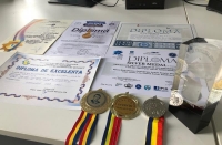 Diplome și medalii